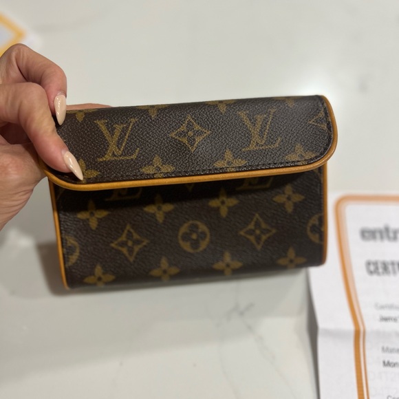 Purse Louis Vuitton TMM fashion florentine corner monogram canvas - Picture 2 of 4